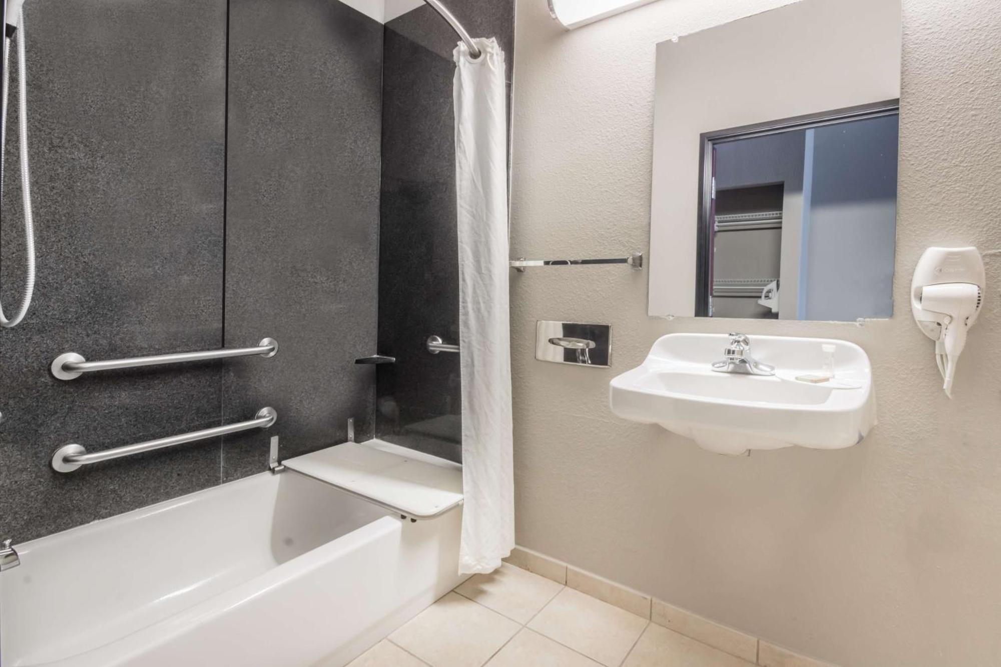 ซูเปอร์ 8 บาย วินด์แฮม ฮาร์คเกอร์ไฮต์ คิลลีน Hotel Harker Heights ภายนอก รูปภาพ
